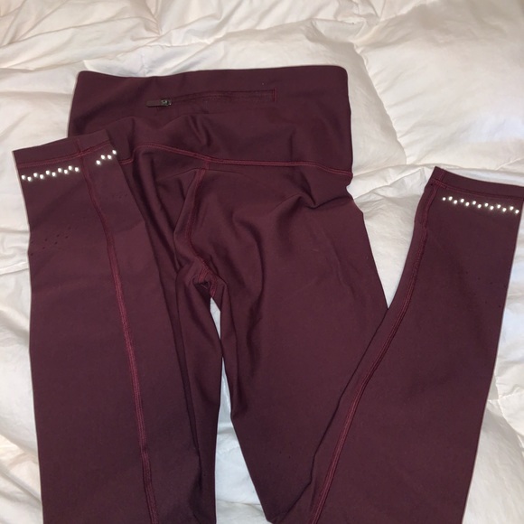 Thick lululemon leggings - Picture 5 of 5